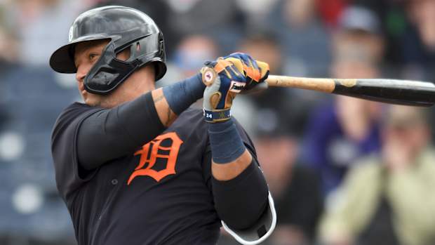 Tigers thumb